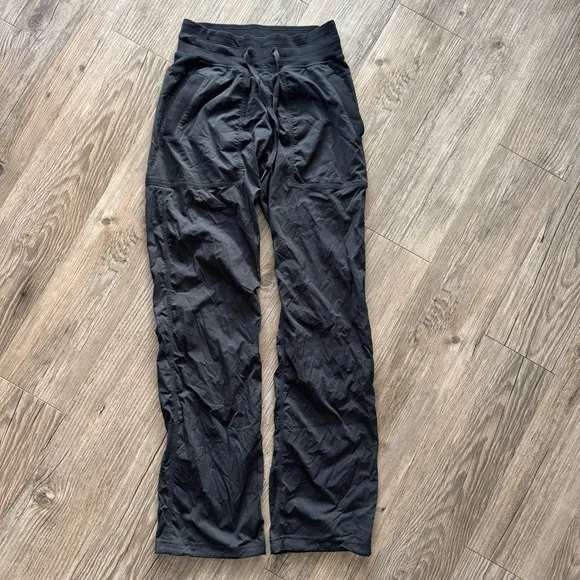 Lululemon Dance Studio Mid-Rise Full Length Pant Black Size 2 - Picture 2 of 5
